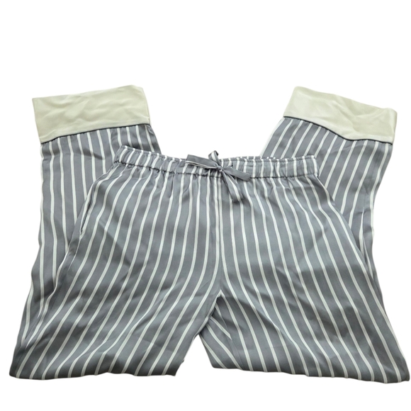 Neiman Marcus Washable Silk Satin Pajama Set - Picture 8 of 8